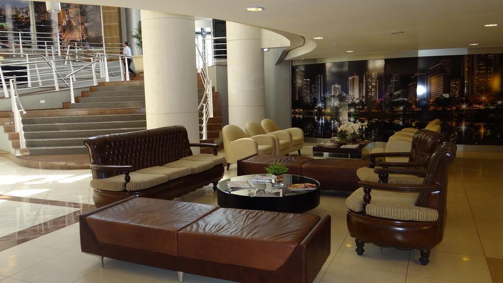 Hotel Boulevard ลอนดริน่า ภายนอก รูปภาพ