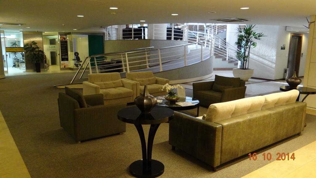 Hotel Boulevard ลอนดริน่า ภายนอก รูปภาพ