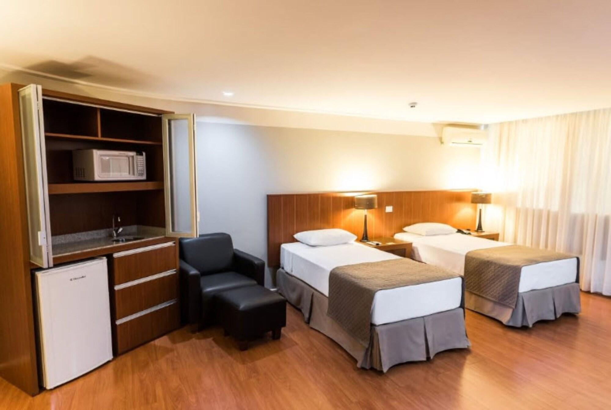 Hotel Boulevard ลอนดริน่า ภายนอก รูปภาพ