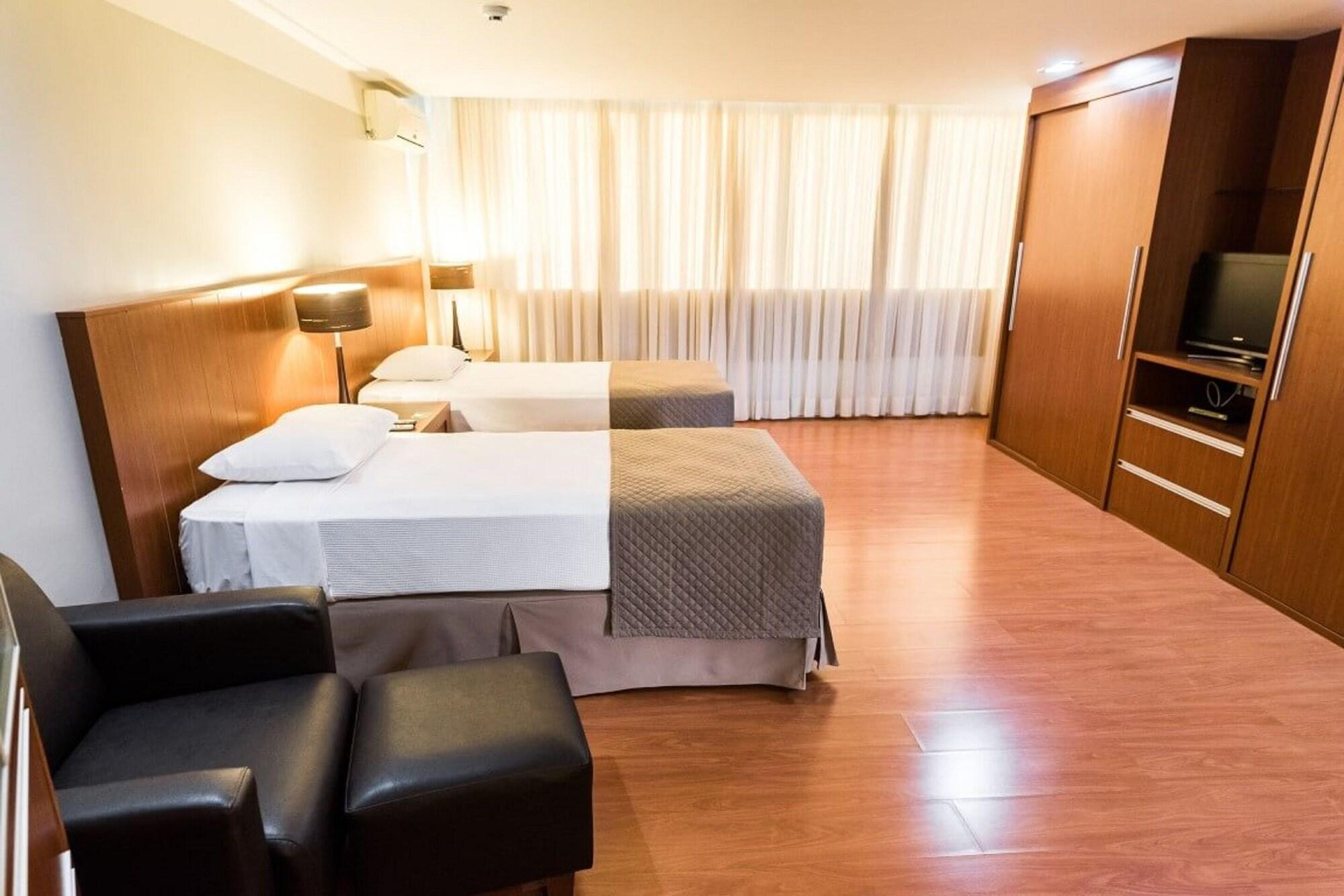 Hotel Boulevard ลอนดริน่า ภายนอก รูปภาพ